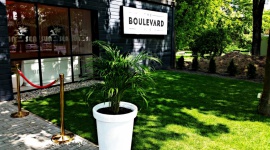 Nowojorski styl przeniesiony wprost do Białegostoku Muzyka, LIFESTYLE - Sensualne, a zarazem rytmiczne brzmienia R&B połączone z nowoczesną elektroniką. A do tego klimat niemal idealnie oddający atmosferę najlepszych nowojorskich klubów z serca Manhattanu.