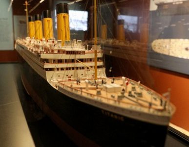 Titanic w Krakowie – orkiestra wciąż gra!