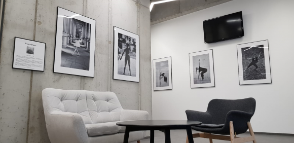 Wystawa fotografii Woman & Space – kiedy fitness spotyka się ze sztuką