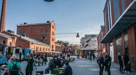 Teatr Polonia i Och-Teatr zagrają w lato plenerowe spektakle w Koneserze