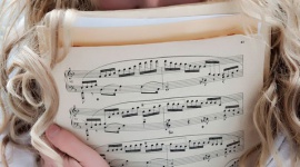 Recital Beaty Szałwińskiej w luksemburskiej Brasserie de l'Arrêt (Cubana Café) Muzyka, LIFESTYLE - W sobotę 8 sierpnia o godzinie 19:00 na scenie Brasserie de l’Arret odbędzie się recital prezentujący najnowszą płytę Beaty Szałwińskiej pt. „Jej Portret”.