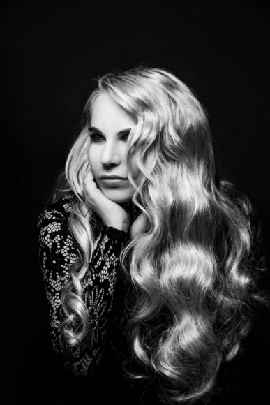 Opera daje nadzieję Teatr, LIFESTYLE - Pandemia dalej nie oszczędza świata muzyki. W tym roku to właśnie artyści zostali najbardziej dotknięci ograniczeniami, zawieszono repertuary, a wiele osób zostało bez środków do życia.