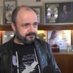 Arkadiusz Jakubik: Pisanie piosenek dla wirtualnego tłumu i podlizywanie się mu jest z góry skazane na klęskę