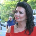 Alicja Węgorzewska: Młode pokolenie rośnie ze słuchawkami na uszach. Klasyczne wykonania operowe nie mogą równać się popularnością z filmikami vlogerów